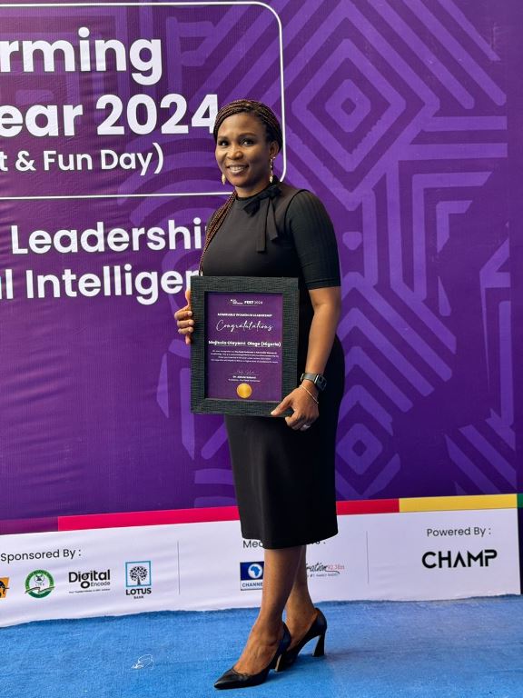 Mojisola Ologe Wins The Peak Performer 2024 Admirable Women in Leadership Award