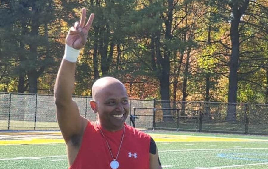 Anup Debnath, a QNET Amezcua Chi Pendant product user