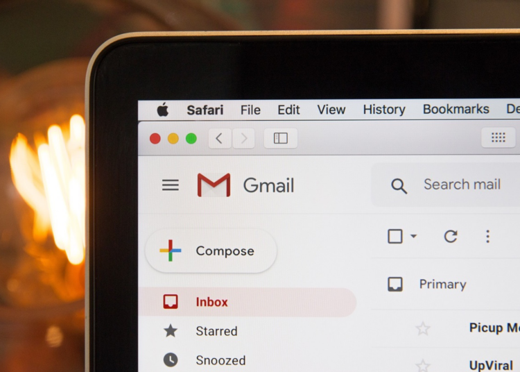 Google Warns 2.5 Billion Gmail Users as Holiday Scams Surge by 35%