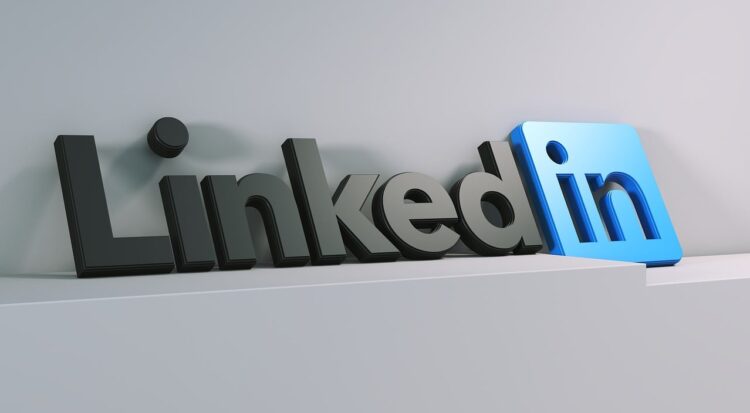 LinkedIn Premium Revenue Hits $2 Billion, Contributing 12.5% to $16.2 Billion Total Earnings