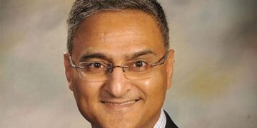 Increasing Financial Opportunities with AI and Alternative Data - Naeem Siddiqi