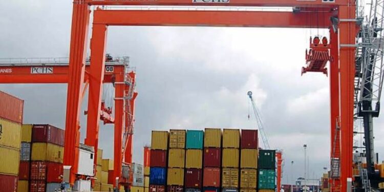 PCHS - Sifax group and 3000 containers