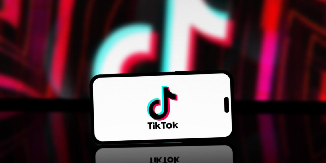 US Group Offers to Buy TikTok to Prevent Ban