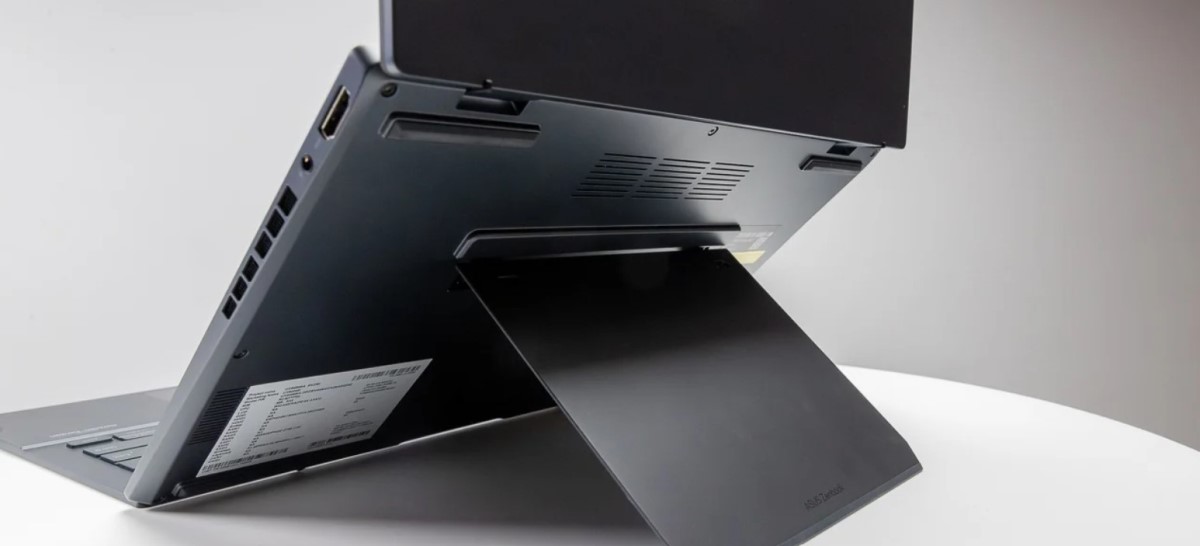 Elevated laptop