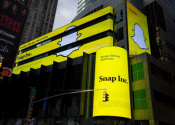 Snapchat: $9M Profit Marks a Stunning Reversal from $248M Loss | 528% Surge in Free Cash Flow