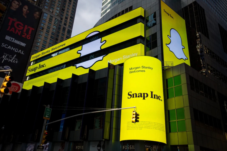 Snapchat: $9M Profit Marks a Stunning Reversal from $248M Loss | 528% Surge in Free Cash Flow