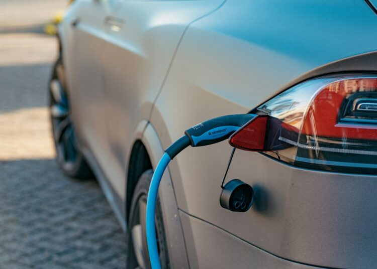 Electric Vehicles Depreciate Faster Than Petrol Cars, Study Finds
