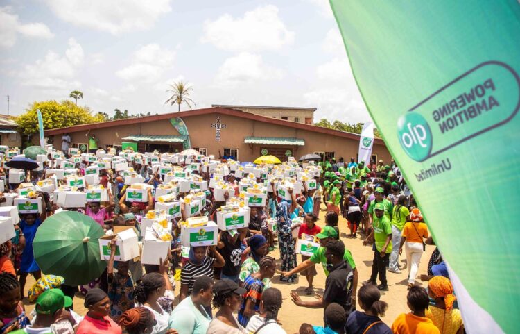 Glo Foundation ‘Food Drive’ initiative to Ikota community 