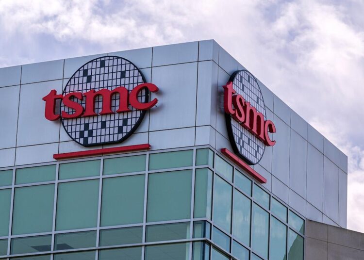 TSMC Pledges $100 Billion for U.S. Chip Manufacturing Expansion, with Trump’s Backing