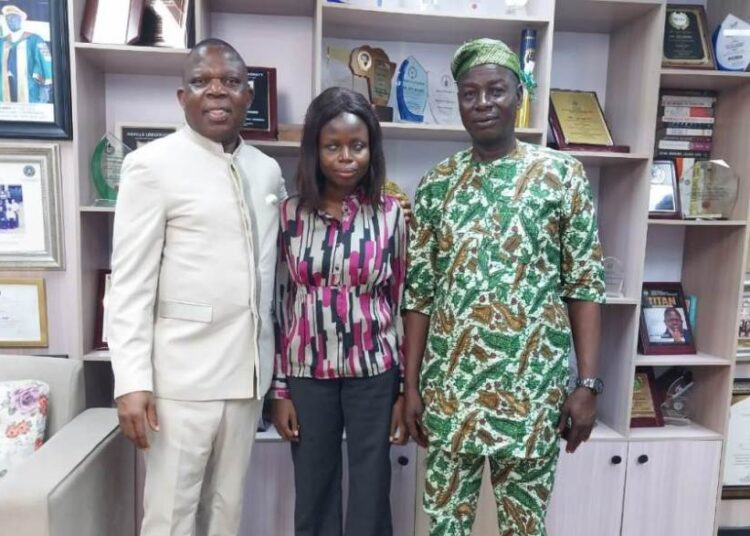 Olayinka Akinbiyi - Tim Akano and New Horizons