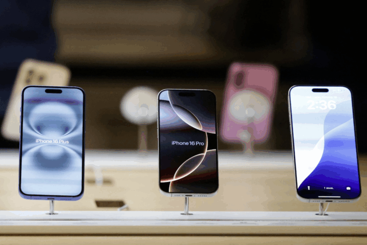 Apple to Start Assembling U.S.-Sold iPhones in India