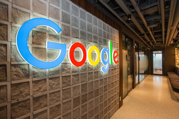 Google lays off staff