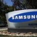 Samsung Braces for 21% Profit Drop
