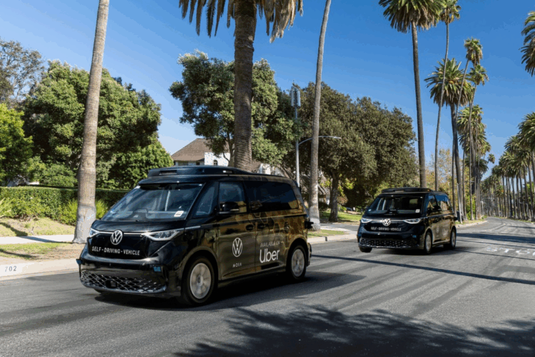 Volkswagen, Uber to Launch Commercial Robotaxi