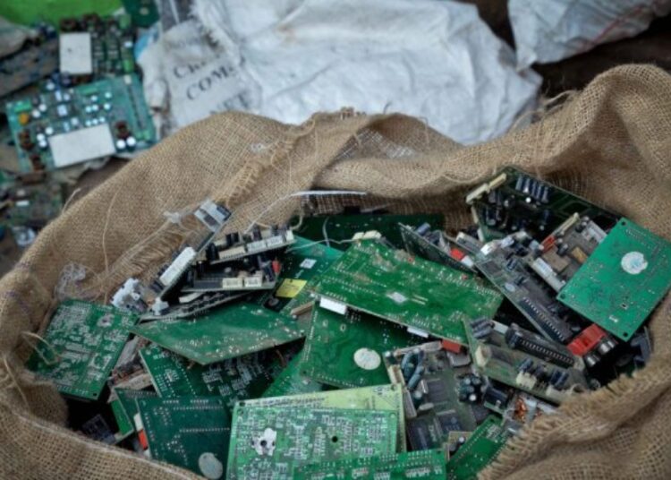 recycling and EV - e-wastes