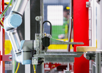 Amazon Deploys ‘Vulcan’, a Touch-Sensitive Robot