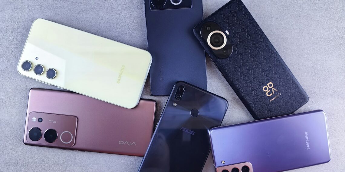 U.S. Smartphone Shipments Jump 30% in March as Apple, Others Rush to Dodge Tariff Threats