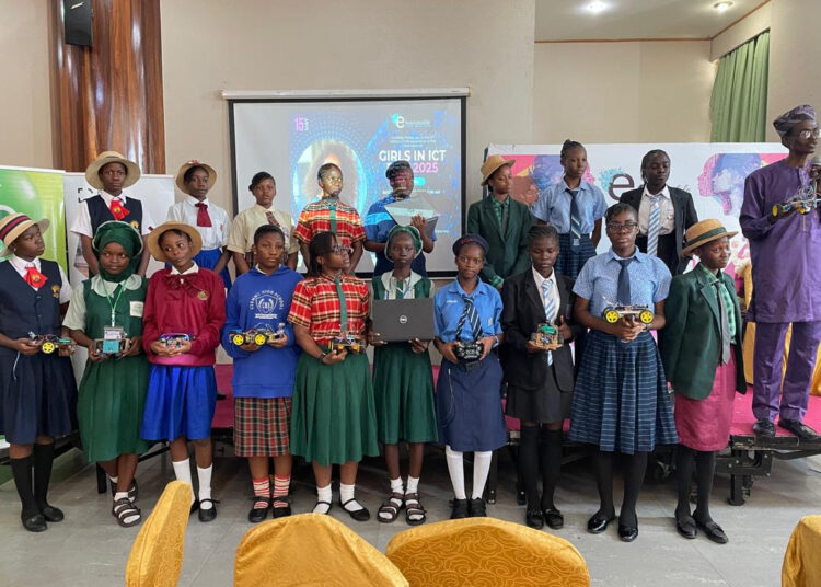 eBusinessLife Magazine Girls in ICT