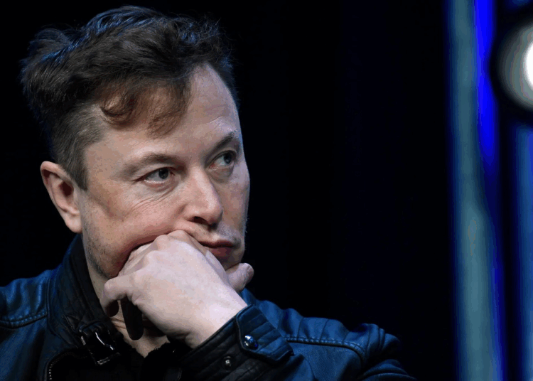 Tesla Shares Rise Slightly After Political Clash, But Risks Remain