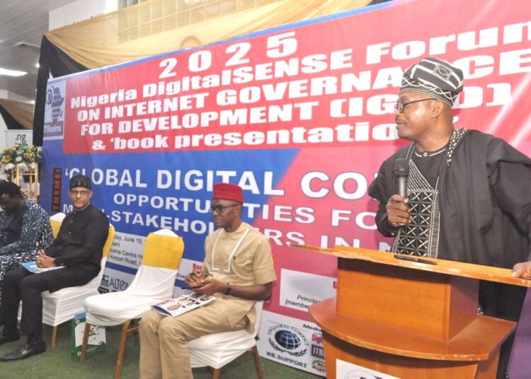 DigitalSENSE Forum and WSIS