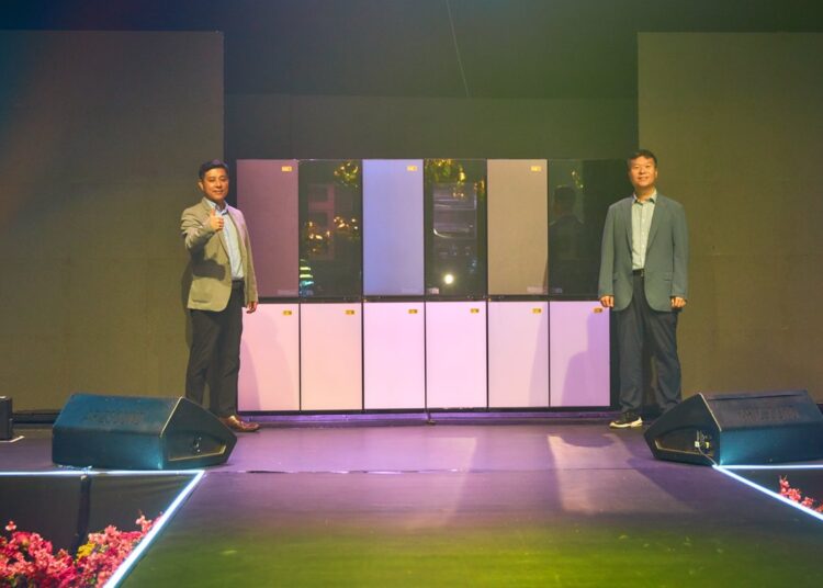 LG MoodUP Refrigerator 1 -