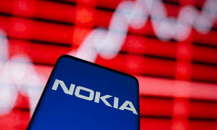 Nokia Slashes Forecast