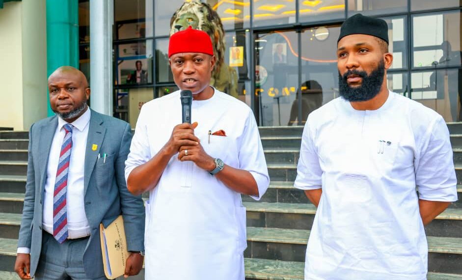 Enugu State 20,000 Computers to Civil Servants