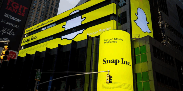 Snap Earnings Weaken