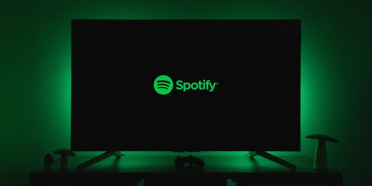 Spotify Free Users Can Now Search, Play, and Share Any Song