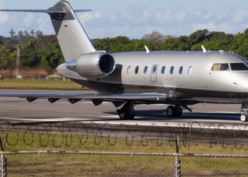 2016 Challenger 650 - Aero Ventures | Tech Investors