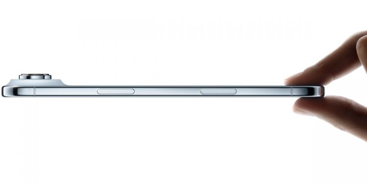 Apple Opens iPhone Air Pre-orders in China After eSIM Approval