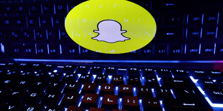 EU Investigates Snapchat, YouTube, Apple, and Google Over Child Safety Compliance