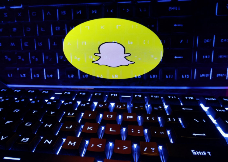 Snap Partners Perplexity AI