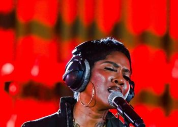 Best Headphones and Earbuds for Music Lovers