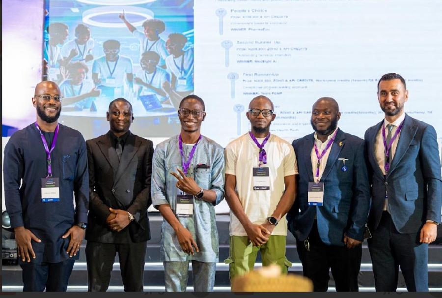 DrugStoc and ApexHealthTech