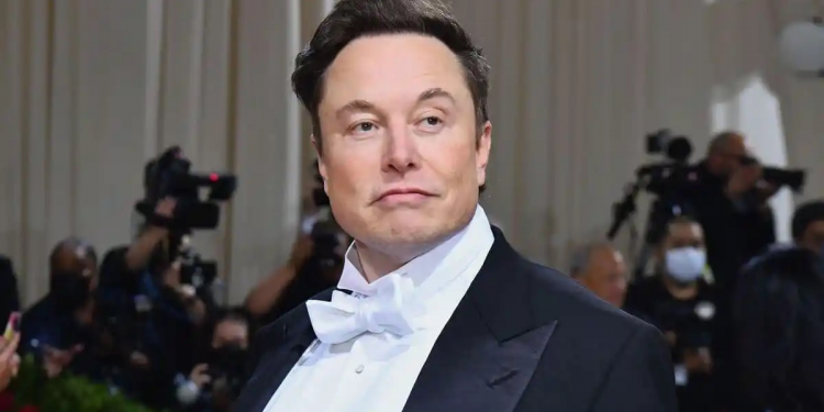 Elon Musk Becomes First Person Worth $600 Billion