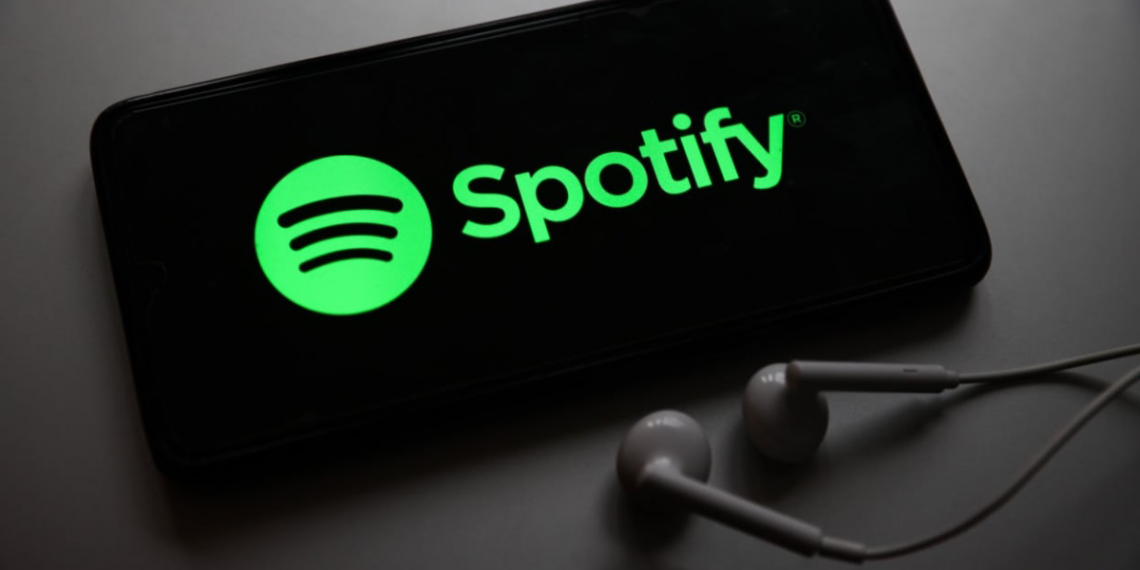 Spotify Lowers Monetisation Requirements for Video Podcasters