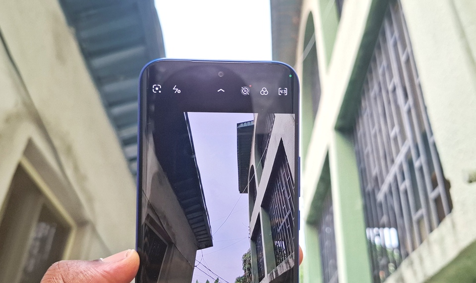 Infinix NOTE EDGE 5G Camera