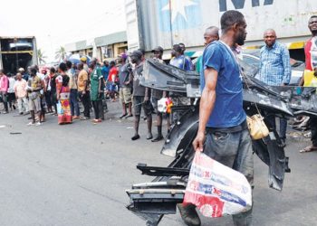 Lagos stinks |