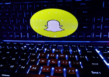 Snap to Cut 1,000 Jobs