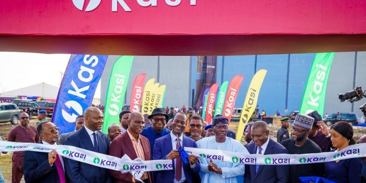 Governor Babajide Sanwo-Olu at the commissioning of Kasi Cloud Datacenters