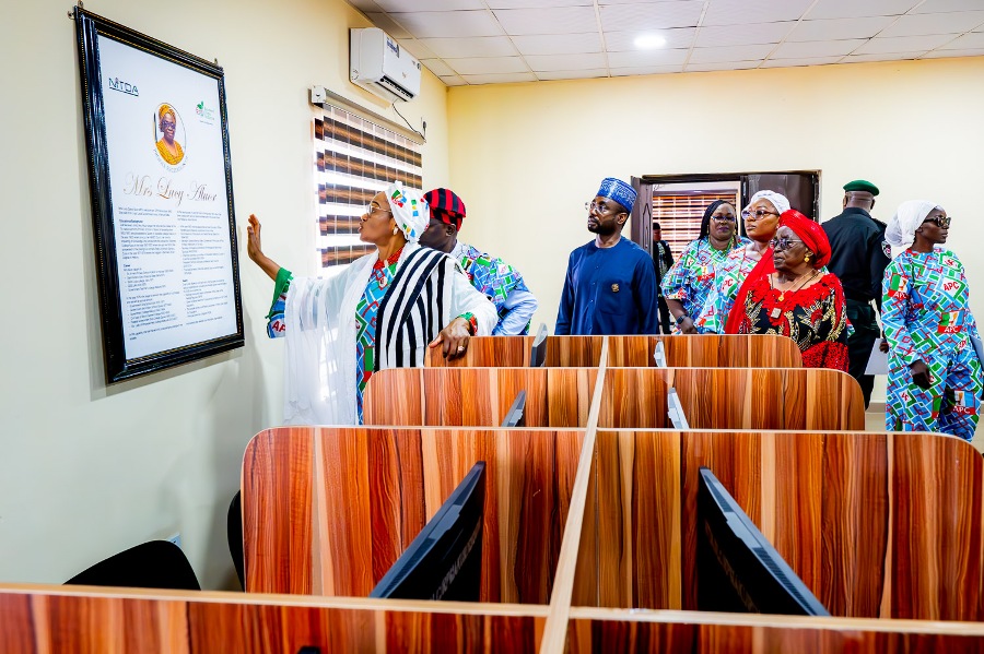 First Lady Oluemi Tinubu commissions NITDA Community IT Centre in Benue community