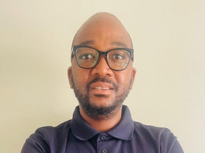 Inside four walls: Fibre and Economic Creativity in the Townships