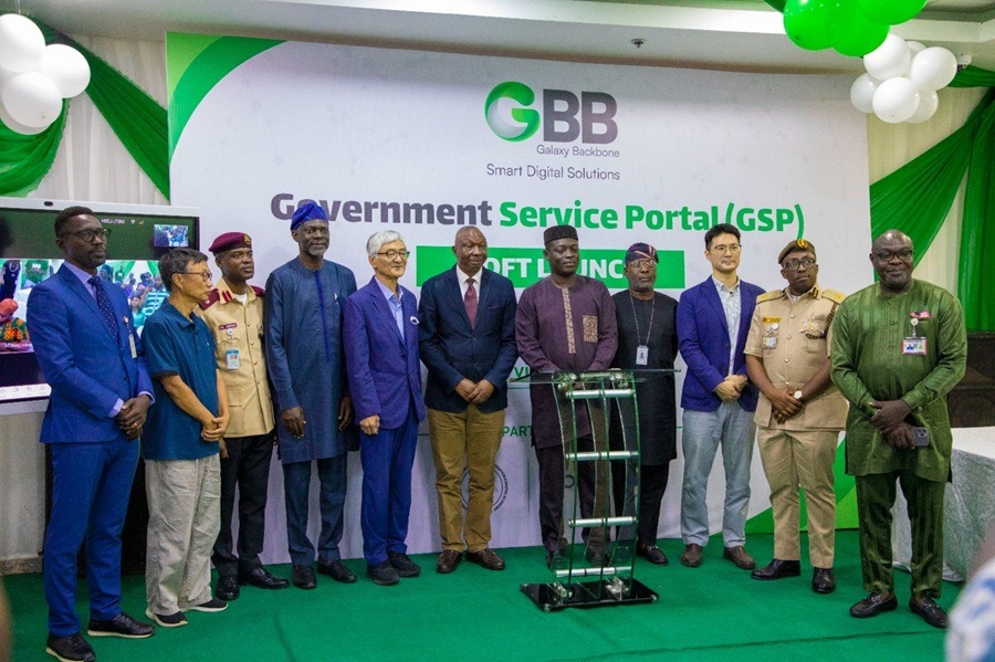 Government and KOICA officials at the launch of Services.gov.ng