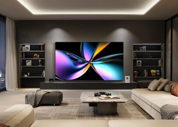 U7 100 Inch Lifestyle, global AI TV market