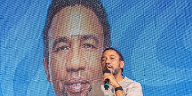 Young professionals | Karl Toriola