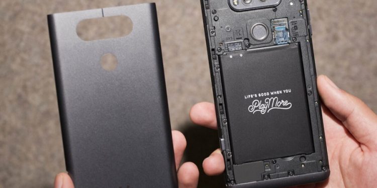 EU and Smartphone removable batteries